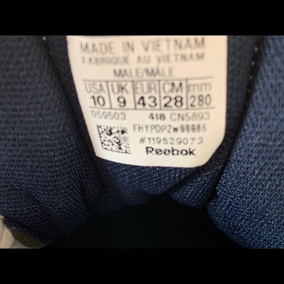 Shoes - Picture 8 of 14